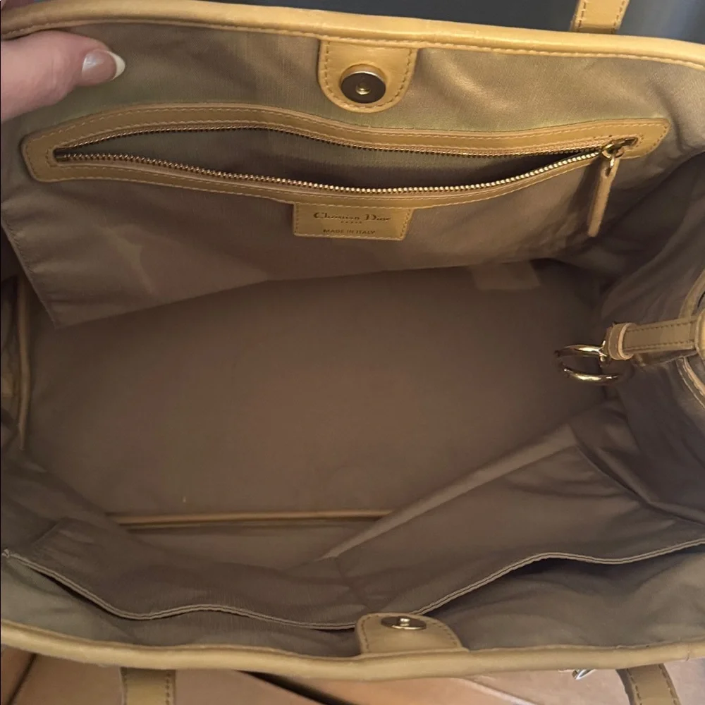 Christian Dior Authentic Cannage 🛠️ Project Bag 🛠️ - Picture 5 of 9